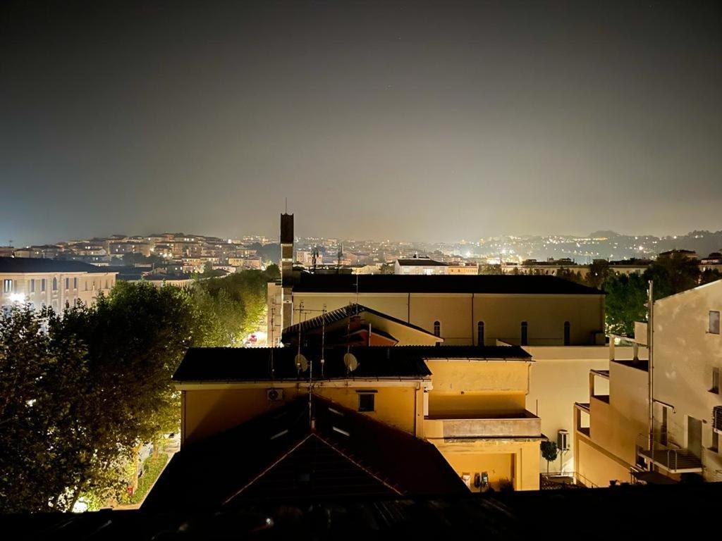 Lole Apartment - Ancona Quarto foto